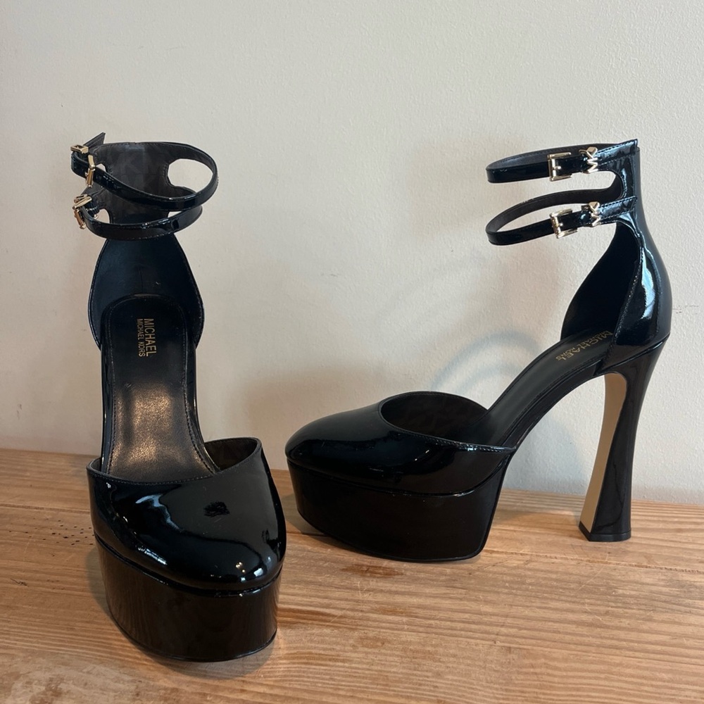 MICHAEL Michael Kors Martina Black Patent Leather Strappy Platform Pumps Size 7M - Picture 3 of 16